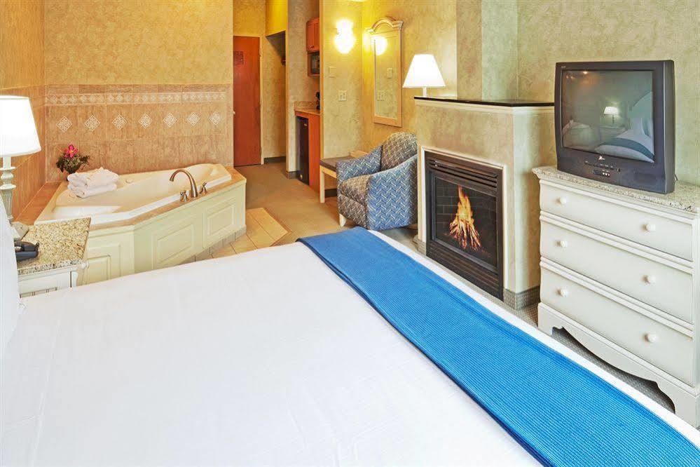 Holiday Inn Express Hotel & Suites Boston - Marlboro By Ihg Χάντσον Εξωτερικό φωτογραφία